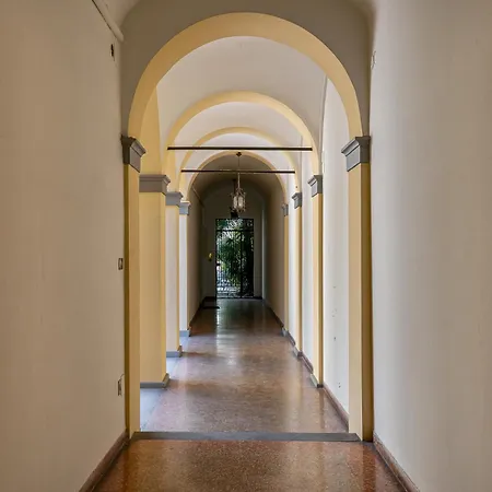Santo Stefano 76 公寓