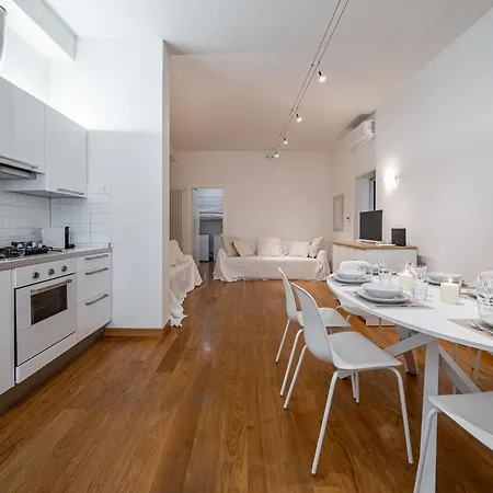 Lägenhet Santo Stefano 76